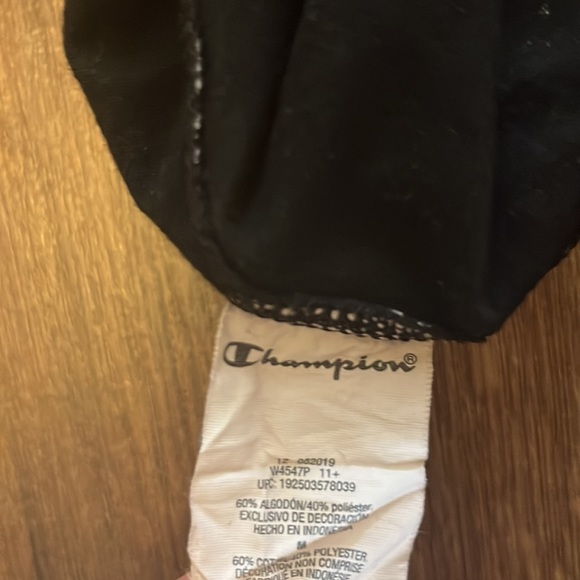 Champion crop top size medium - Picture 5 of 5
